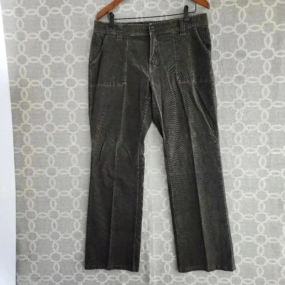Vintage Y2K Eddie Bauer Brown Corduroy Boot cut Women's Pants 12